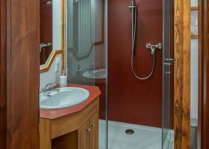 阿拉特湖餐厅酒店 酒店 3*