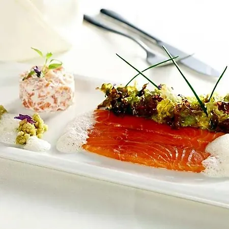 Restaurant Alatsee מלון 3*